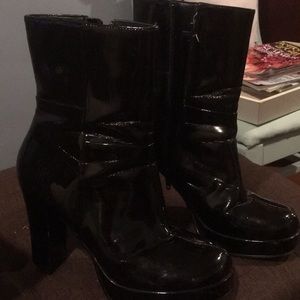 Bongo patent leather high heeled boots